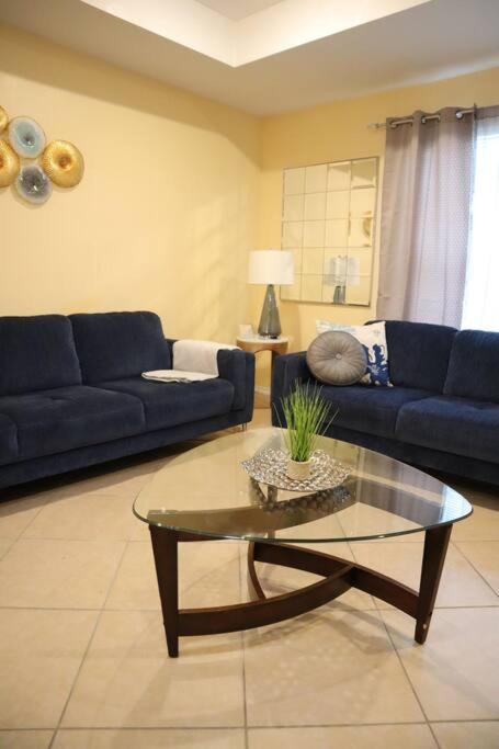 Mirror, Mirror On The Wall! Ferienhaus McAllen